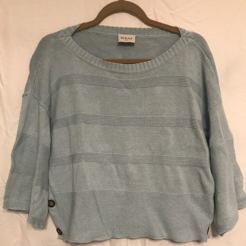 Lovely blue 3/4 sleeve sweater